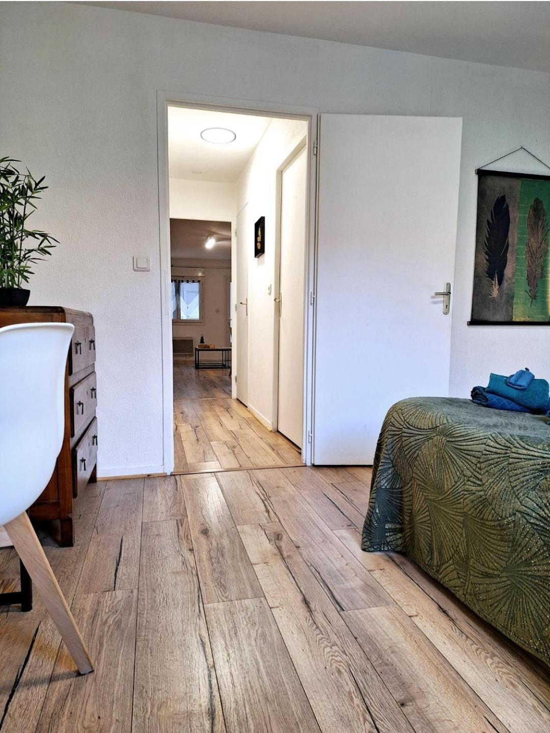 Appartement Cosy Proche Gare - Fibre Optique Et Parking Angouleme Exterior photo