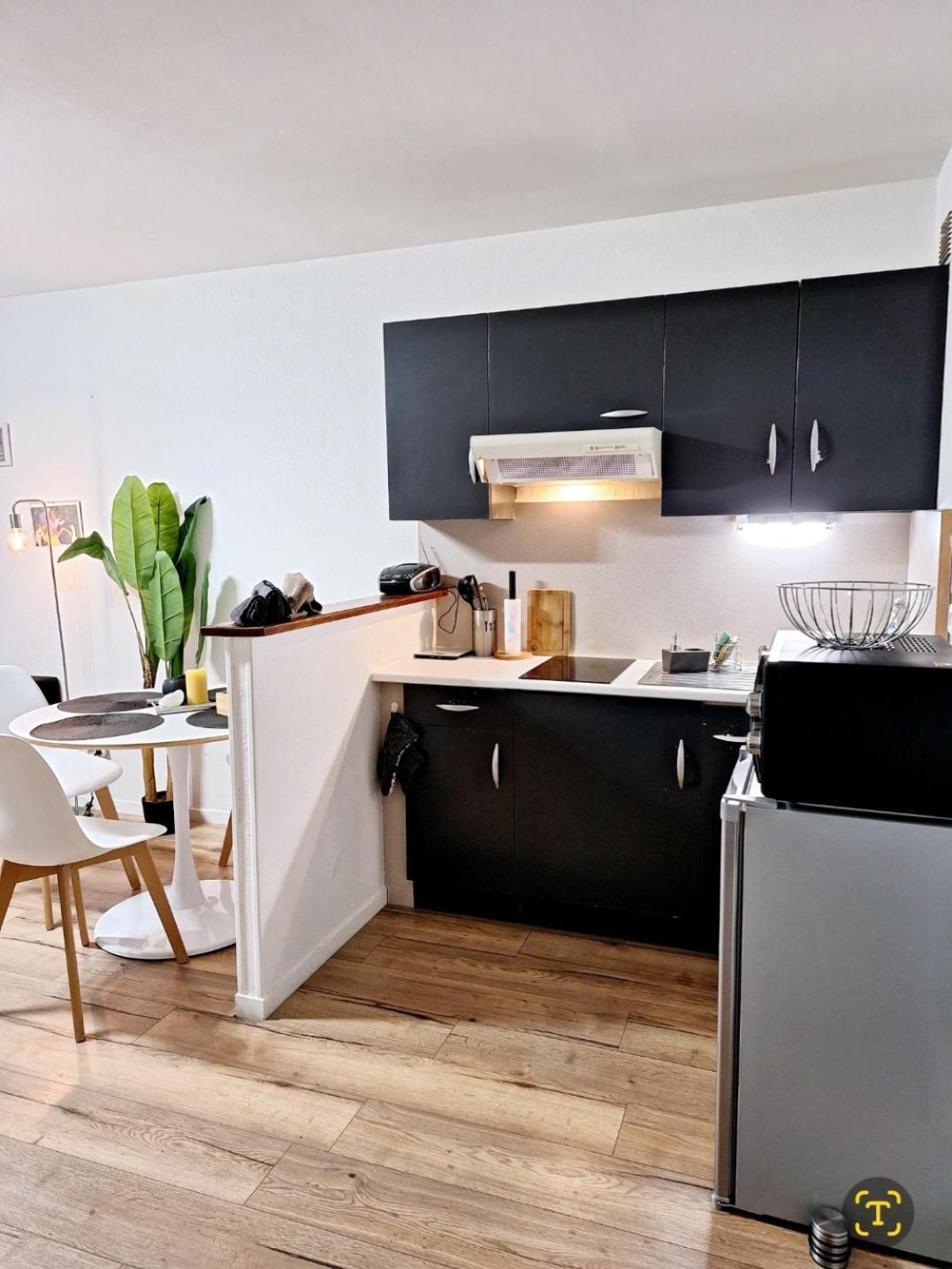 Appartement Cosy Proche Gare - Fibre Optique Et Parking Angouleme Exterior photo